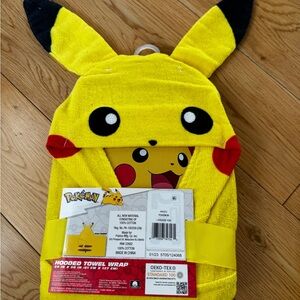 Pokemon Pikachu Hooded Bath and Beach Towel Wrap
